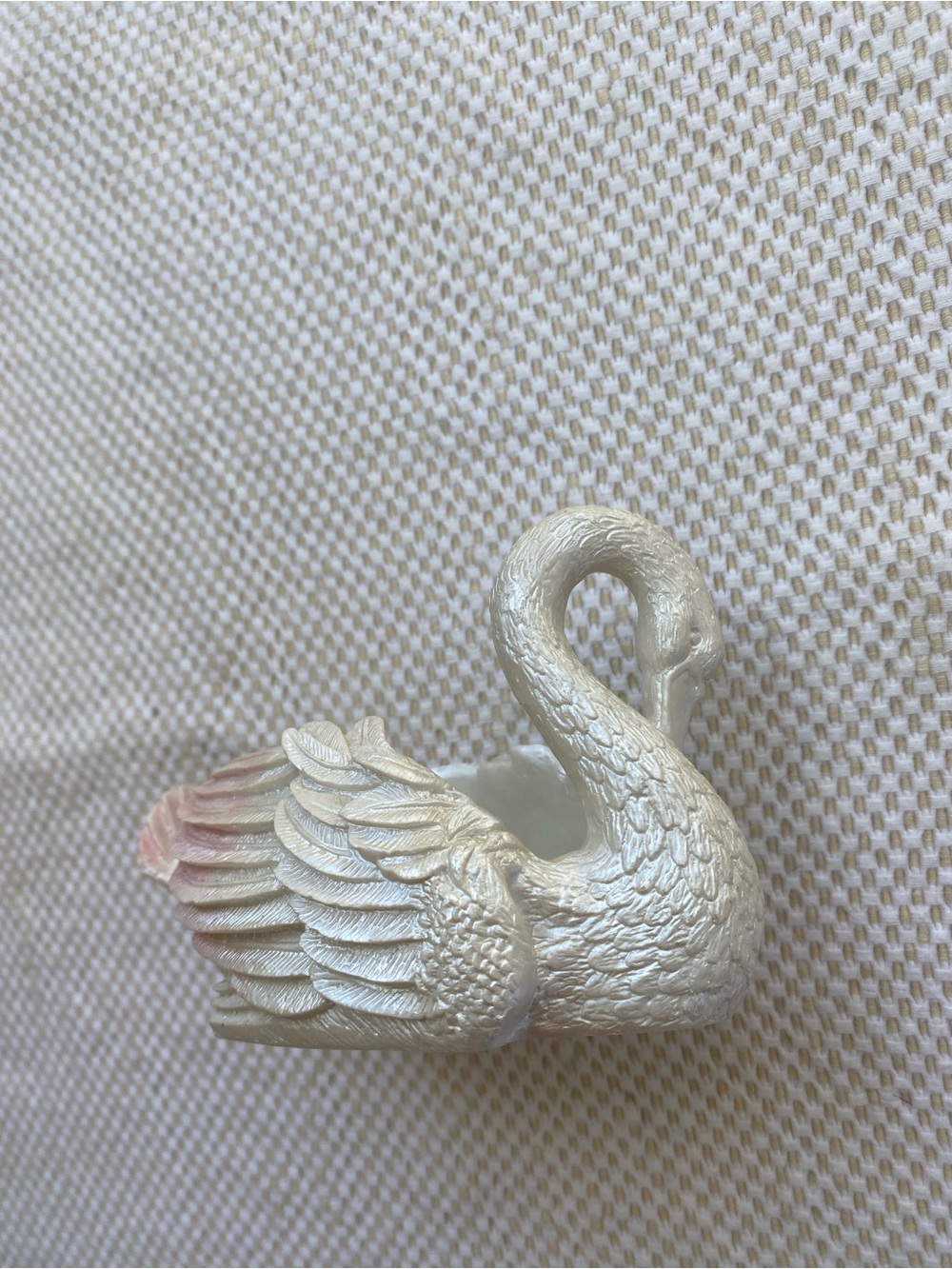 SOLD - Vintage small Iridescent Ceramic Swan mama and baby Figurine / Trinket